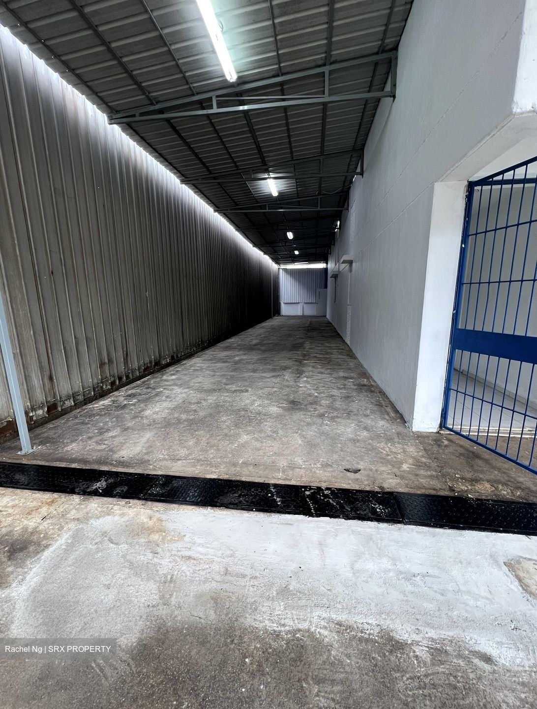 Hillview Villas (D23), Factory #558659201